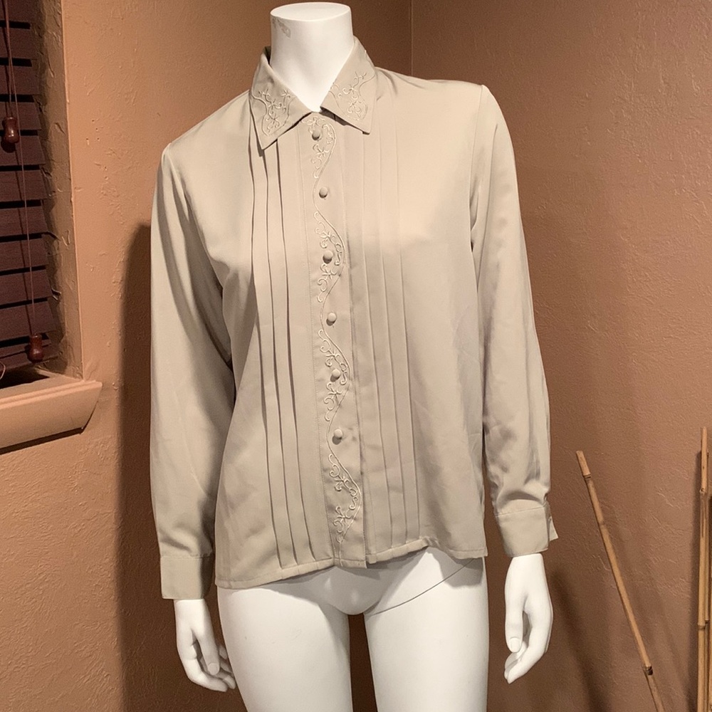 Vtg silk blouse